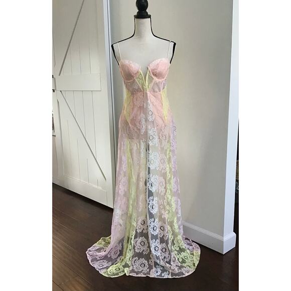 For Love & Lemons NWT Blossom Ombré Pink Yellow Lace Maxi Dress size Medium - Picture 4 of 16